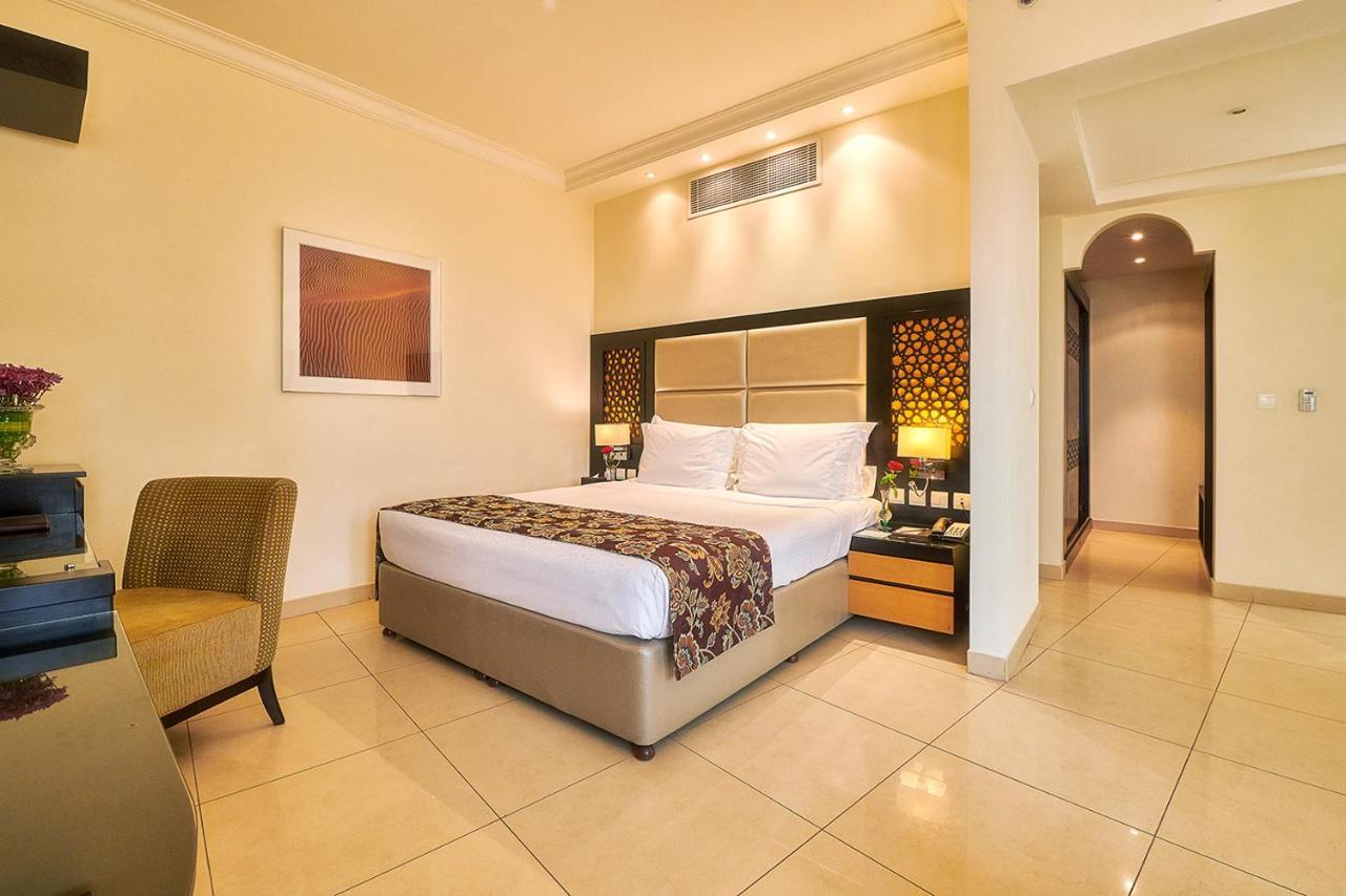 Bahi Ajman Palace Hotel Exteriér fotografie